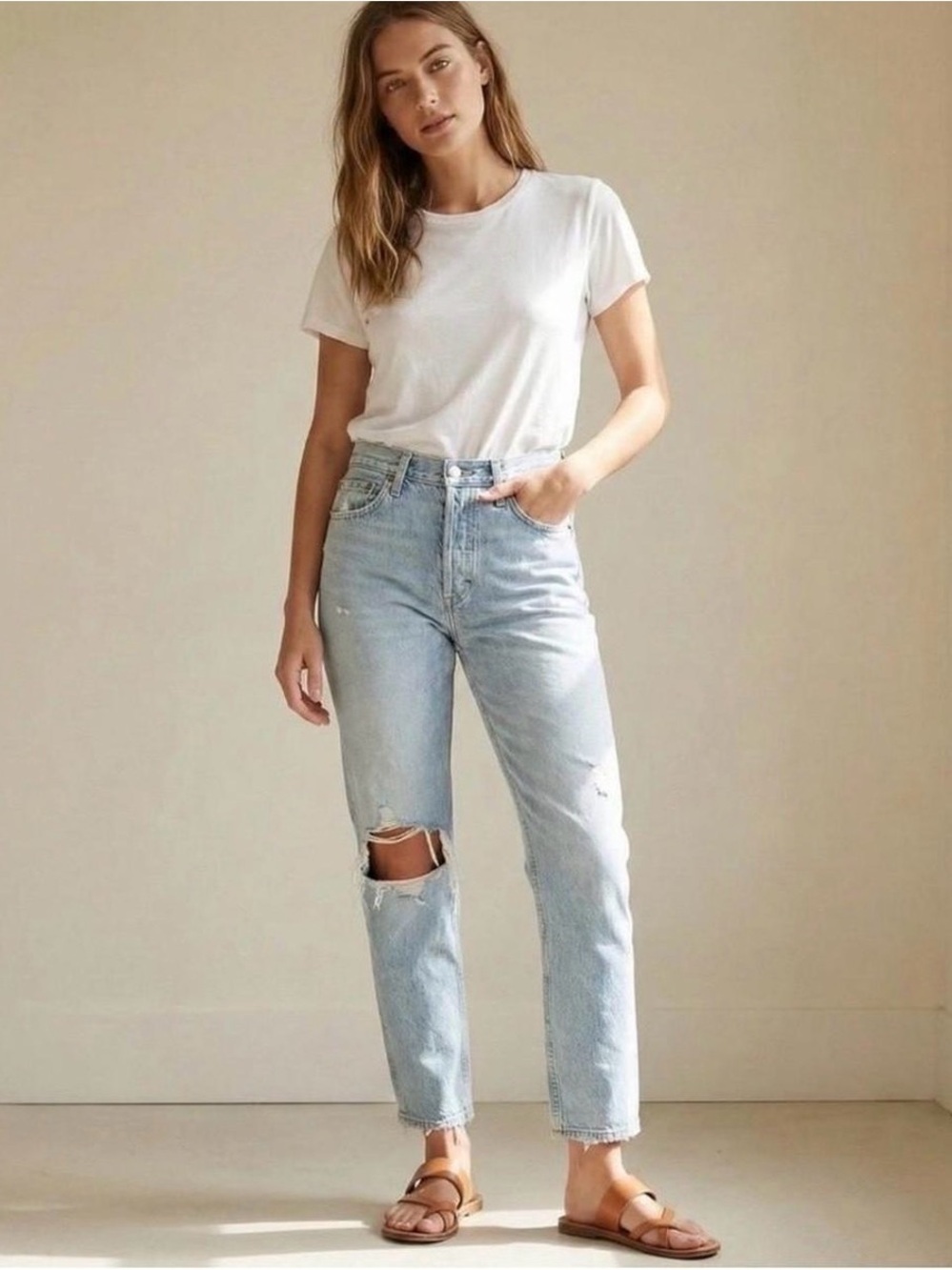 AGOLDE Light Wash Riley High Rise Straight Size 26 Distressed Denim Jeans